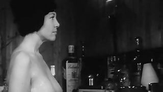 Nasty crunk Brunette is so Smooth (1960s Vintage)